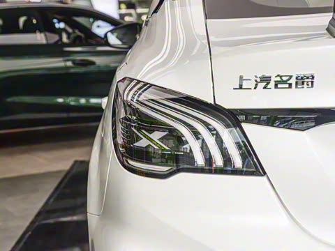 2025�� 1.5T XLINE �����