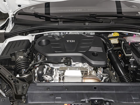 2025�� 1.5T XLINE �����