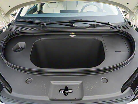 2025�� EV 470KM������