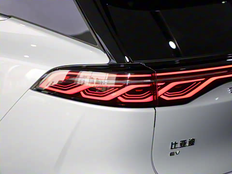 2024�� EV ��ҫ�� 635KM �����콢��