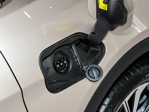 2025�� 688MAX 160kW