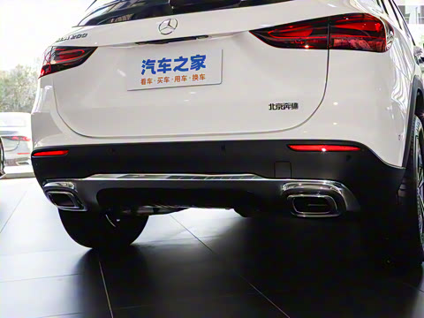 2025�� �Ŀ� GLA 200