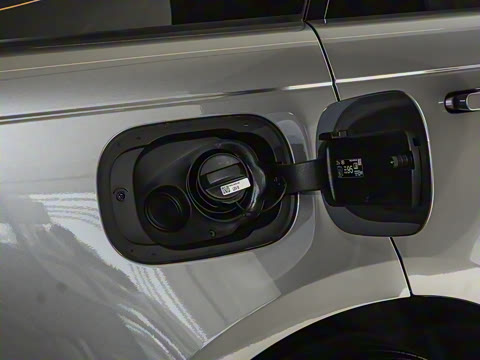 2025�� 3.0 L6 400PS ʢ���ӳ���