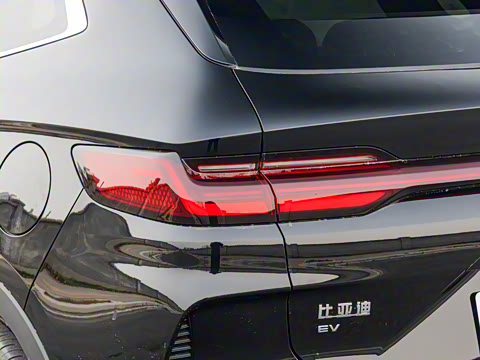 2025�� EV �Ǽݰ� 605km �콢��