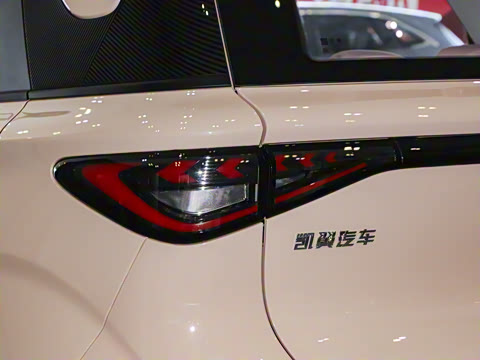 2025�� Mate 300km̤�˰�