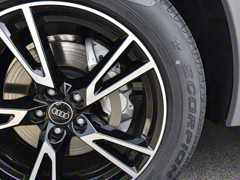 2025�� 45�����ذ� 40 TFSI ʱ�ж�����