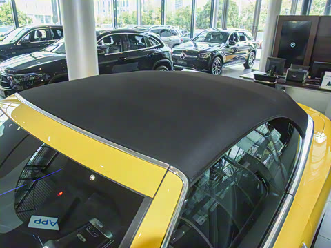 2025�� CLE 260 ������ܳ�