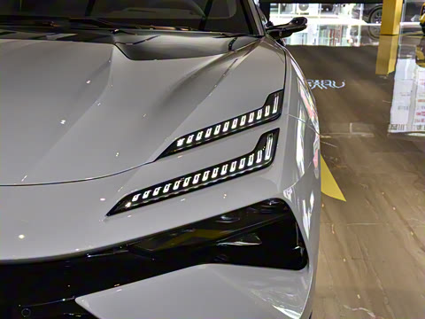 2025�� 600 ������