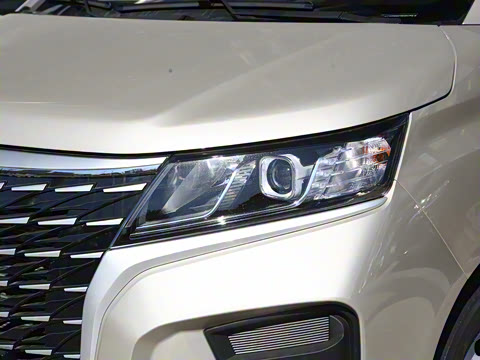 2025�� 1.6L ���������� 7��