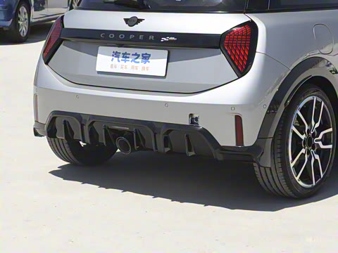 2025�� JOHN COOPER WORKS