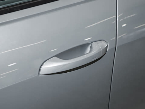 2025�� allroad quattro ̽���� 55 TFSI ����ԽҰ��