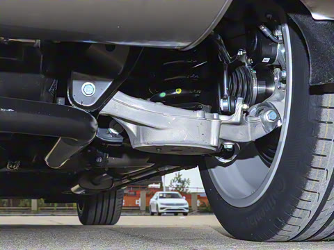 2025�� 210Ultra���Ȱ� 6��