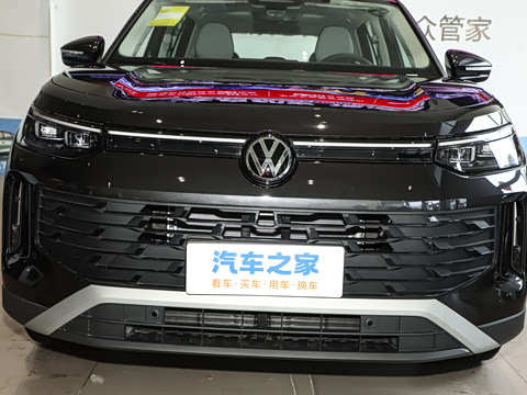 2025�� ̽��L 330TSI ������Ӣ