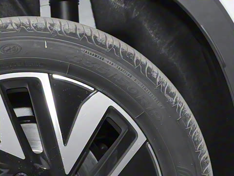 2025�� ������ 330TSI