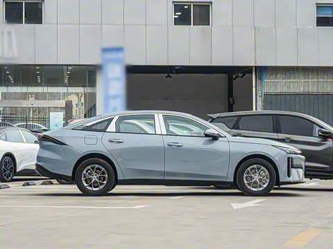 2025�� EM-i 60km ������