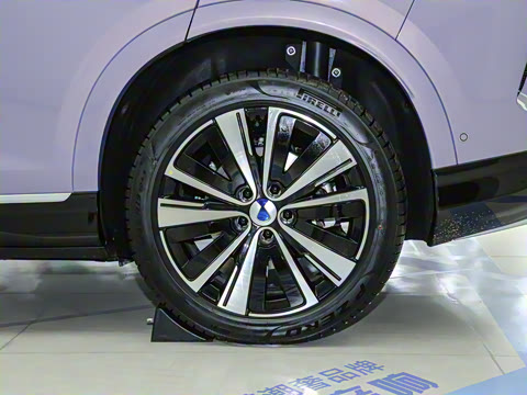 2025�� 702 �Ǽ�˫�������ٰ�