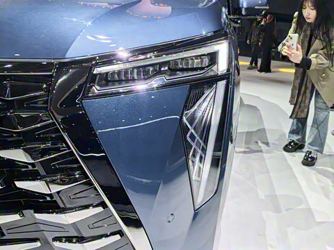 2025�� Ǭ��ϵ�� Ultra ͷ�Ȳ�