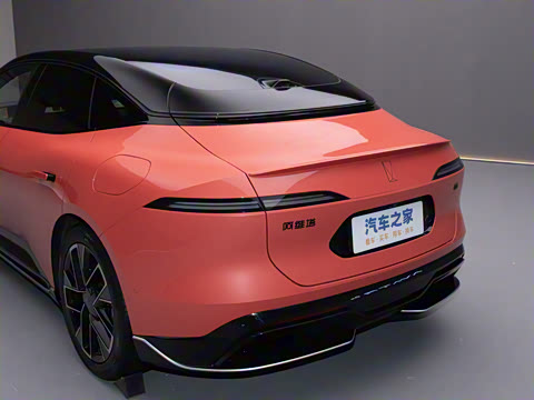 2025�� Ultra�����