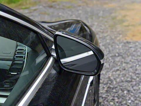 2025�� EV �Ǽݰ� 701KM������