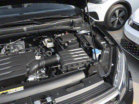 2025�� ���� 1.5L ���ݰ�