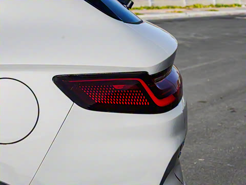 2025�� EV �Ǽݰ� 605km �콢��