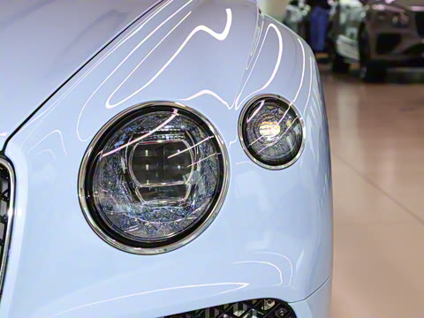 2024�� GT V8 Edition 8