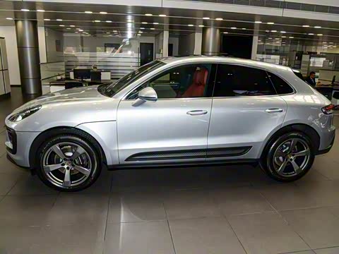 2025�� Macan 2.0T ���ΰ�