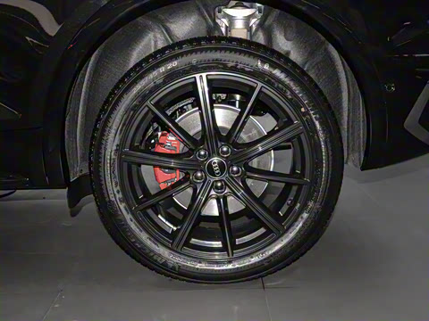 2025�� quattro 45�����ذ� 40 TFSI ������