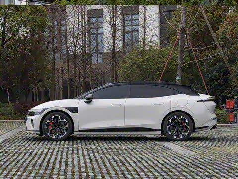 2025�� �����������Ǽݰ� 100kWh