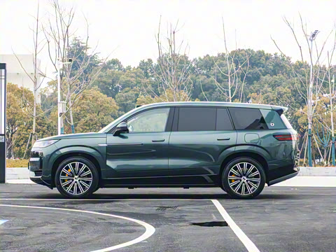 2025�� �콢��