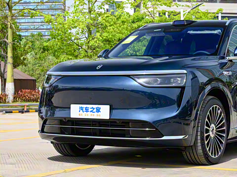 2025�� ���� Ultra�� 53.4kWh 5����