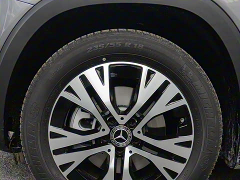 2024�� �Ŀ� GLB 220 ������