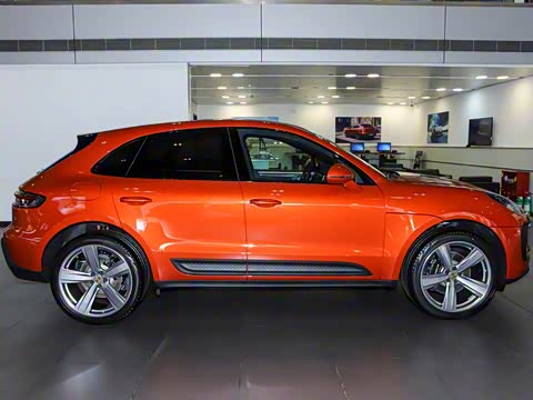 2025�� Macan 2.0T ���ΰ�