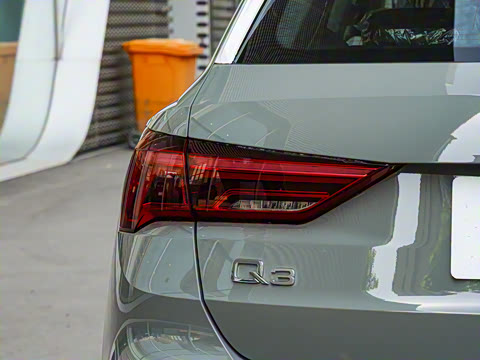 2025�� quattro 45�����ذ� 35TFSI ʱ�ж�����