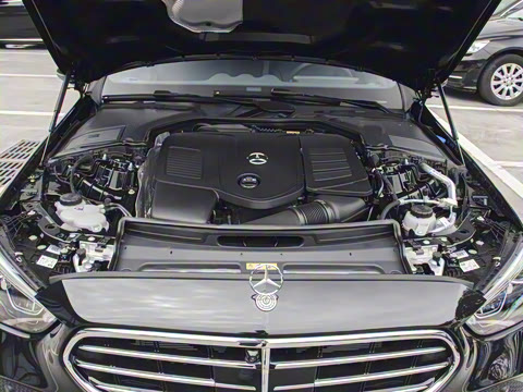 2025�� �Ŀ� C 260 L