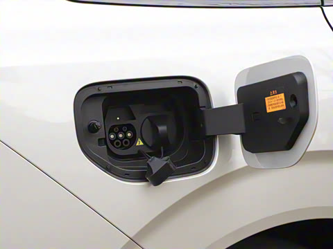 2025�� 210Max���Ȱ� 6��