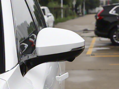 2025�� 210Ultra�Ǽݰ� 6��