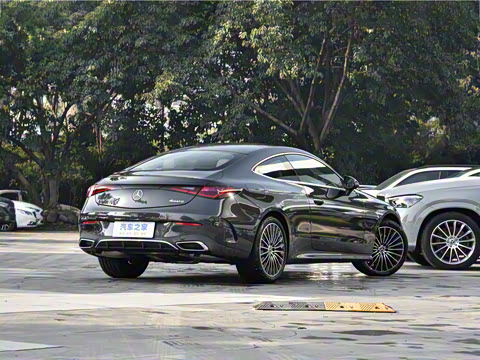 2025�� CLE 300 4MATIC �����ͽ��ܳ�