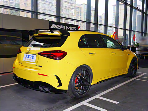 2024�� �Ŀ� AMG A 45 S 4MATIC+