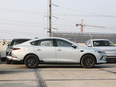 2025�� EV �Ǽݰ� 510KM������