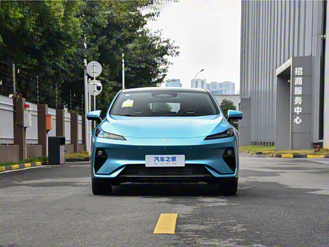 2025�� 230UltraǬ���Ǽ�ADS SE���̰�