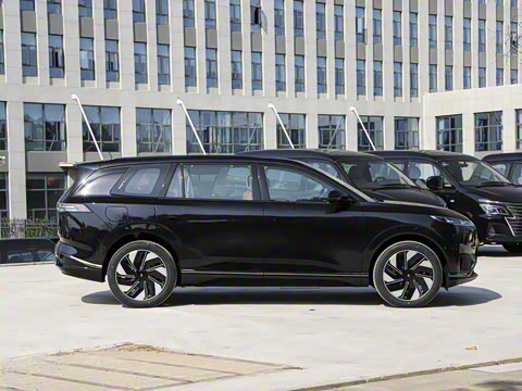 2025�� 210Max���Ȱ� 6��