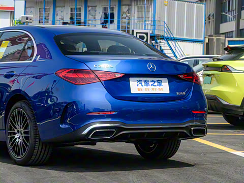 2024�� �Ŀ��� C 260 L �˶���