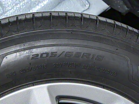 2025�� 1.6L �ֶ���������� 7��