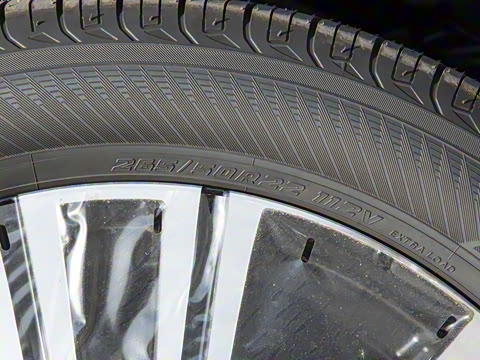 2025�� 700h ����