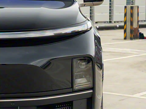 2025�� Ultra ���ܻ��°�