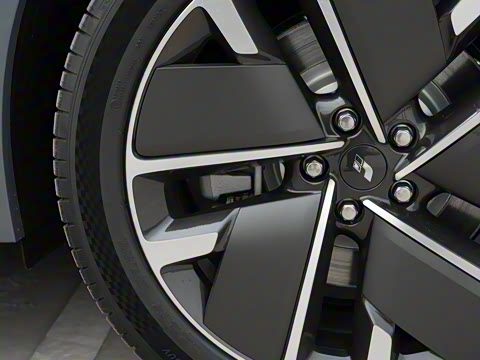 2025�� Ultra ���ܻ��°�