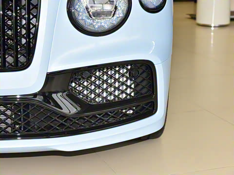 2024�� V8 Edition 8