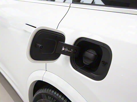 2025�� Ultra ���ܻ��°�