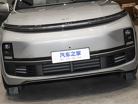 2025�� Ultra ���ܻ��°�